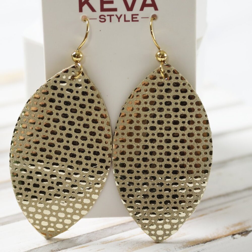 🆕 Keva Style Point on Cream Leather and Gold Earrings - Picture 2 of 6
